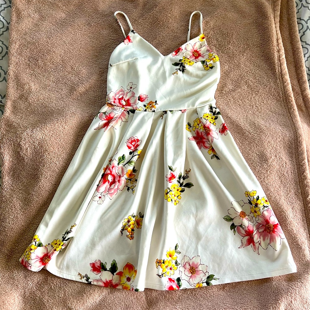 Soprano sundress
